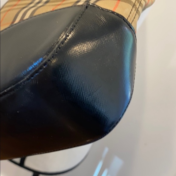 Burberry Authentic Vintage Check Tote - Picture 5 of 7